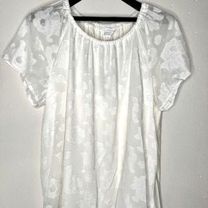 Market & Spruce Ezide mixed materials short sleeve top. Ivory 2x